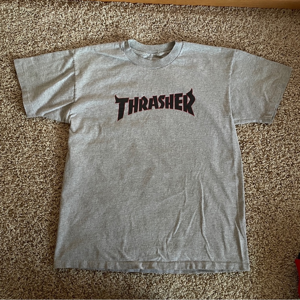 Vintage 90s Thrasher Skateboard Magazine Gray Graphic T-Shirt